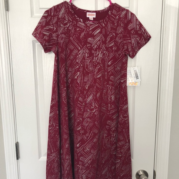 LuLaRoe Dresses & Skirts - NWT elegant Carly lularoe